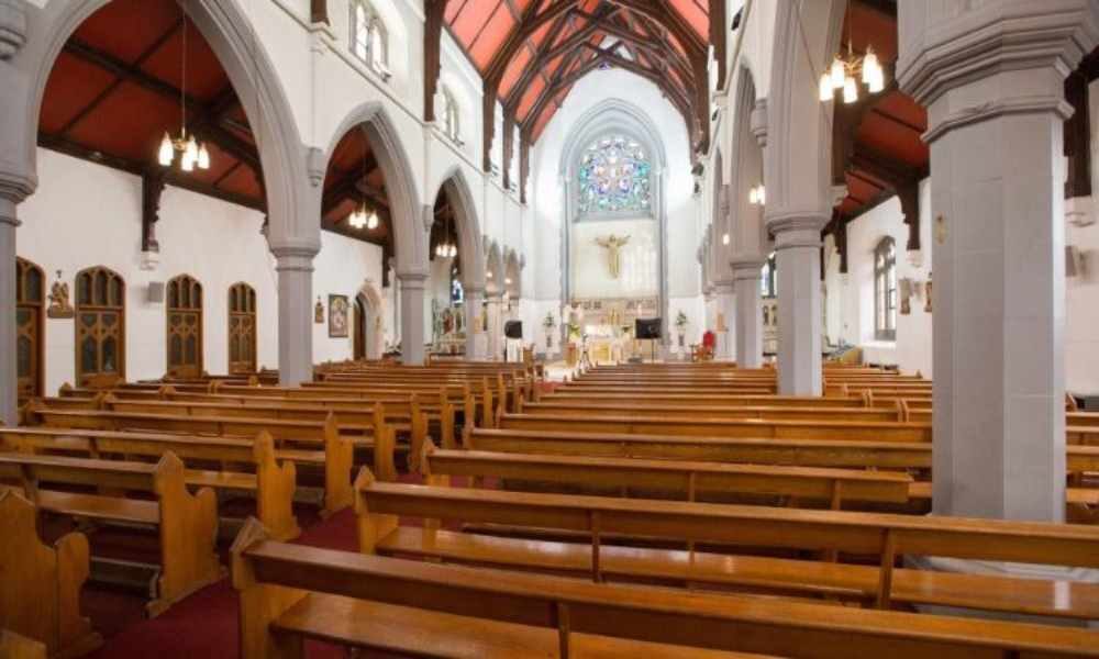 Escocia: prohíben a iglesias celebrar cultos por contagios de Covid-19