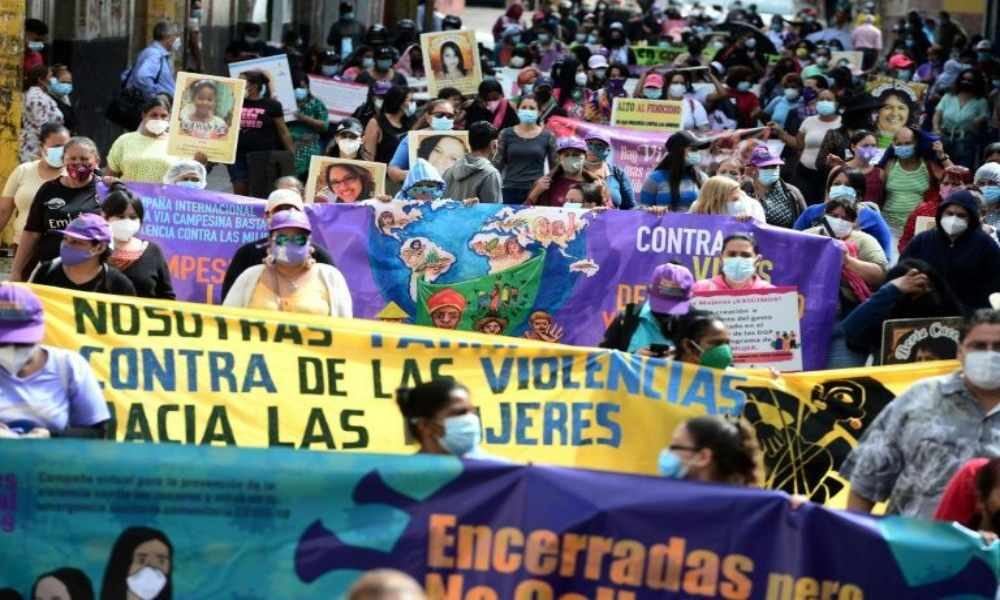 Honduras: mujeres protestan por reforma contra el aborto