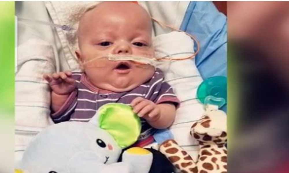«Un milagro»: bebé muestra signos vitales después de ser declarado muerto