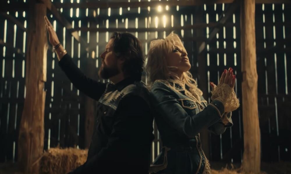 Dolly Parton y Zach Williams ganan el Grammy con “Ahí estabas Jesús”