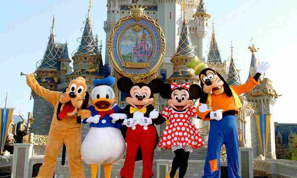 Parques de Disney buscarán «género neutro» para las fantasías de los empleados