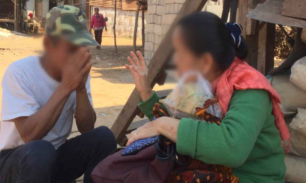 Testimonio: mujer en Laos deja el budismo para rendirse a Cristo