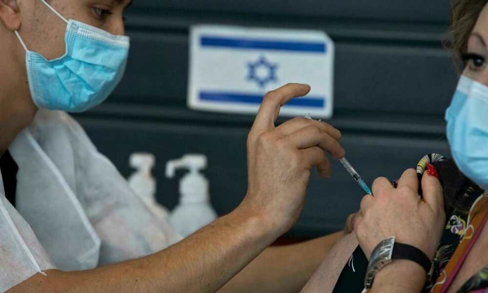 Israel: Científicos dicen que vacunados con tercera dosis están 20 veces más protegidos