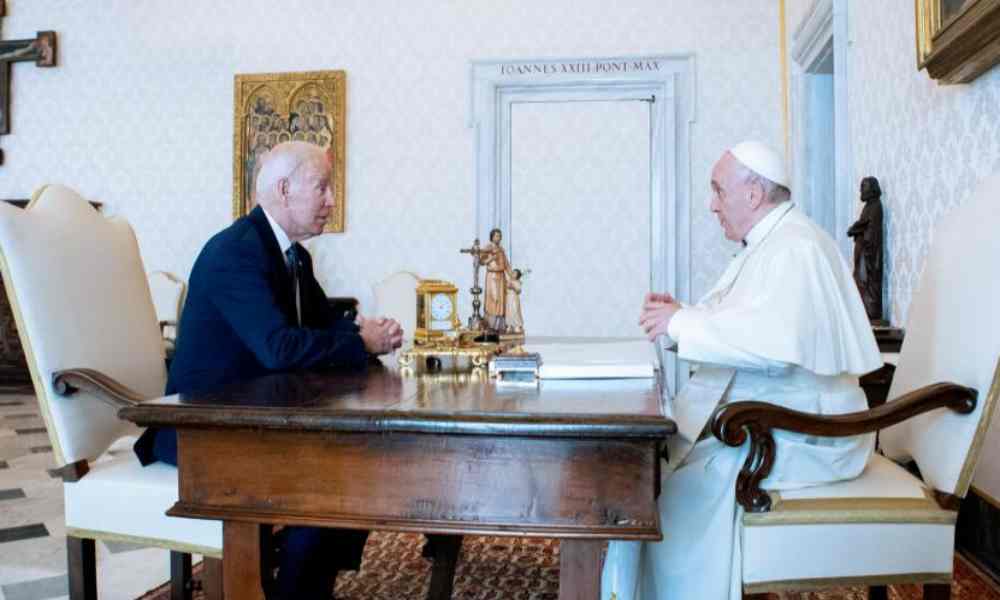 Biden: «El papa me dijo que soy un buen católico y debería tomar la comunión»