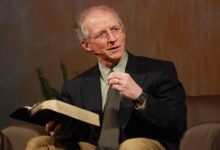 John Piper: «Los matrimonios no cristianos son válidos Dios los reconoce»