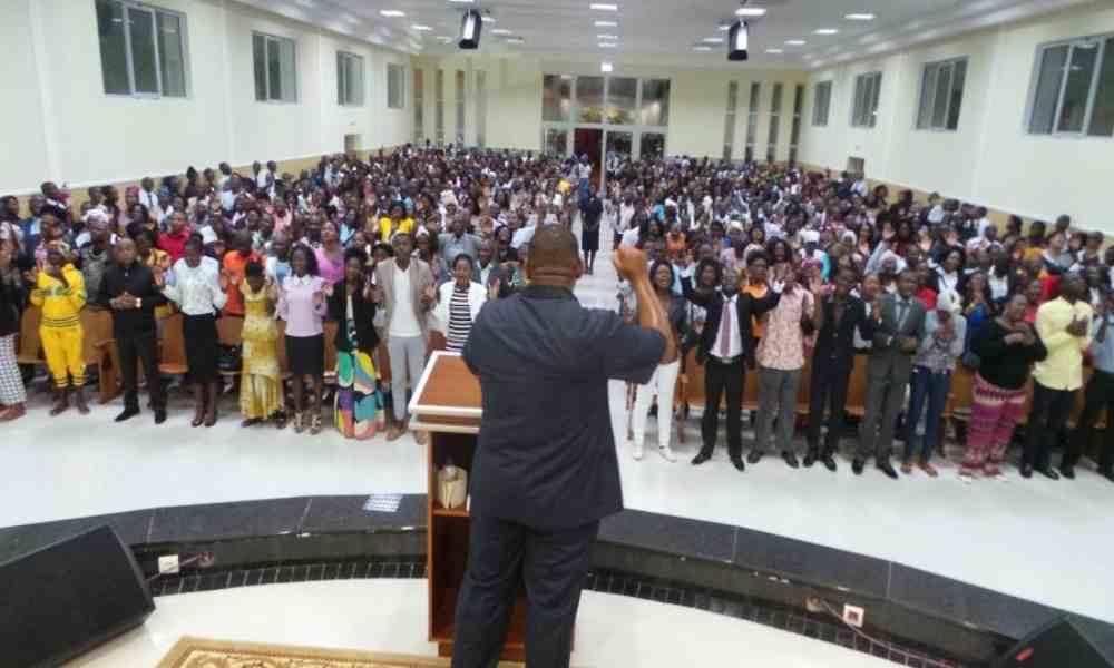 Angola: Acusan a la Iglesia Universal de robar $ 120 millones anuales