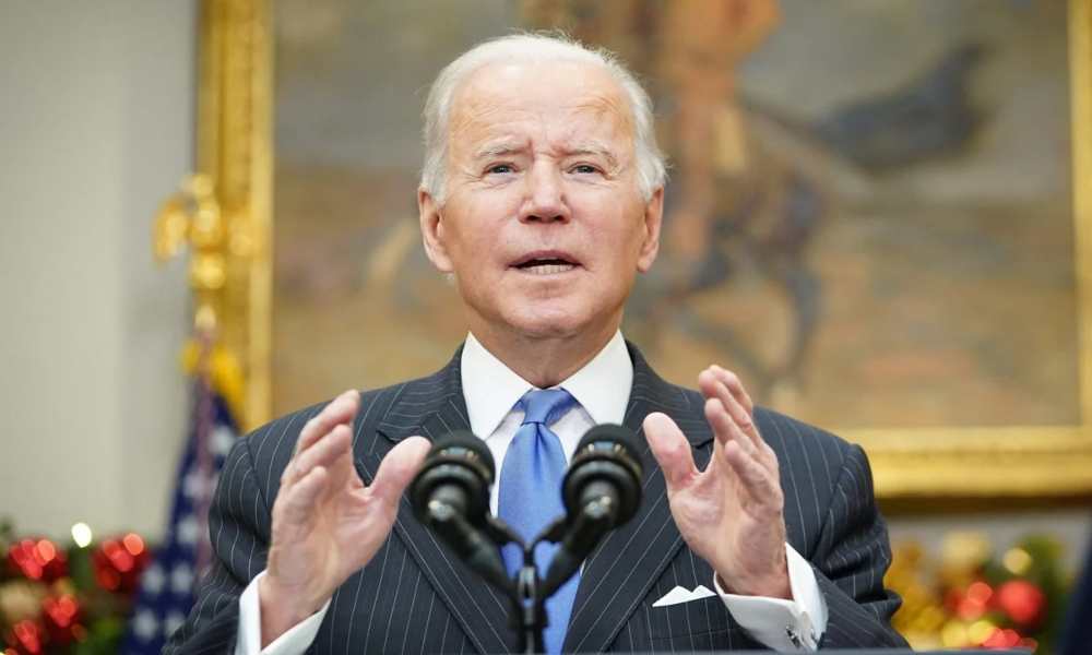 Biden prohíbe viajes desde 8 países africanos por la variante Ómicron Covid-19