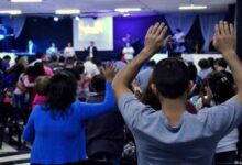 Estudio revela que los cristianos evangélicos se duplicaron en Uruguay