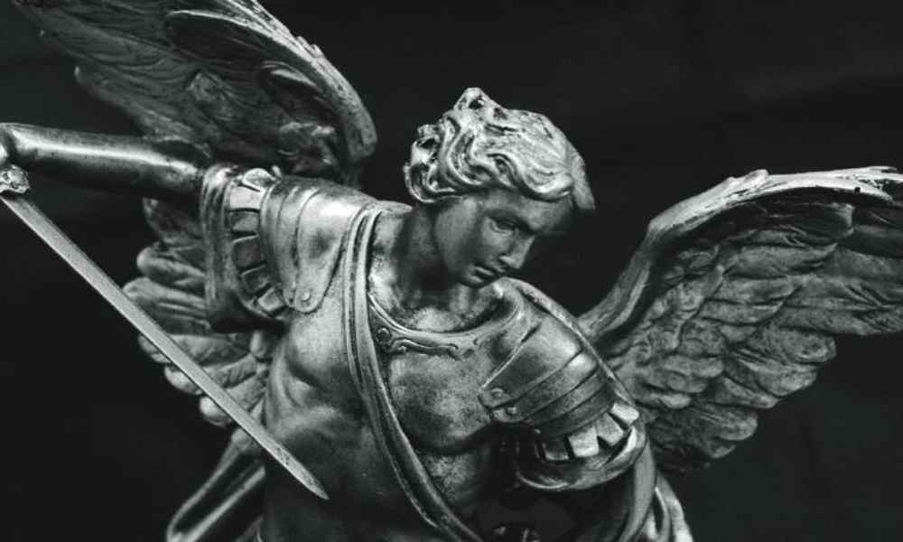¿Quién es el arcángel Miguel y por qué es el más famoso de los ángeles?
