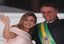 Esposa de Bolsonaro responde a los que se burlaron de ella por orar en lenguas