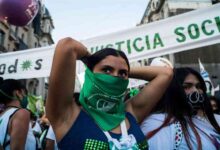 Diputados ecuatorianos fueron atacados tras apoyar propuesta abortiva
