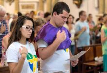 Expertos estiman que los católicos ya no serán mayoría en Brasil este año