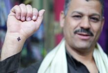 Egipto: Cristianos usan tatuaje de cruz para mostrar lealtad a Jesús durante persecución