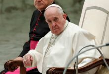 Papa elogia el trabajo de una monja que apoya a la comunidad LGBT