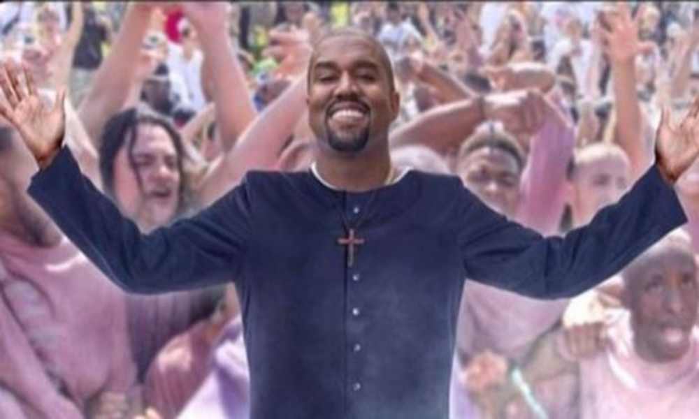 Video musical de Kanye West tiene elementos bíblicos y muestra el rapto
