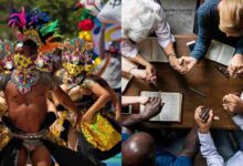 Municipio brasileño celebra el carnaval y la Pascua en la misma fecha