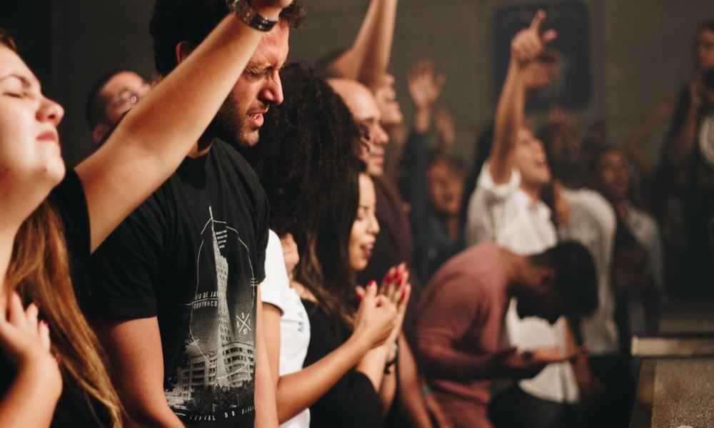 Avivamiento: avances del evangelio entre la juventud brasileña