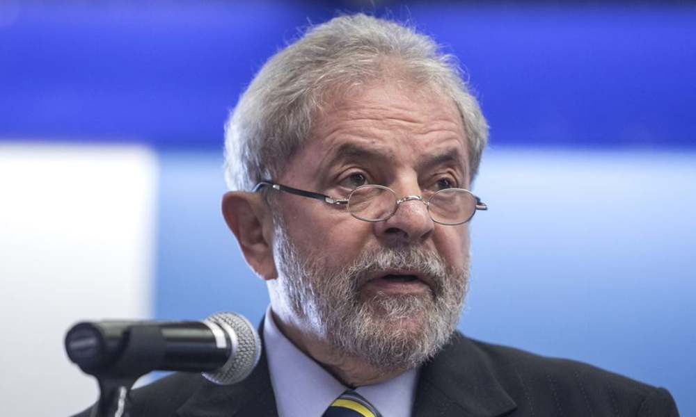 Informe: Miembros del PT proponen un acercamiento de Lula con evangélicos