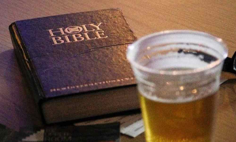 ¿Pueden los cristianos consumir bebidas alcohólicas?