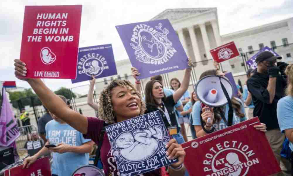 El aborto ya es ilegal en 10 estados de EE.UU