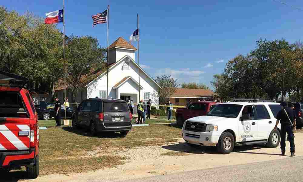 Tres hombres heridos tras tiroteo afuera de una iglesia bautista