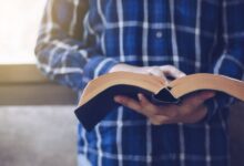 Estudio: Adultos jóvenes creen en Cristo, pero no asisten al culto