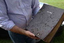Biblia de 180 años queda milagrosamente intacta tras un incendio