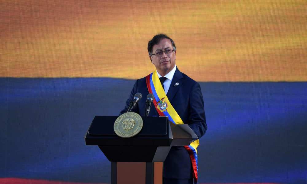 Gustavo Petro tomó posesión como nuevo presidente de Colombia