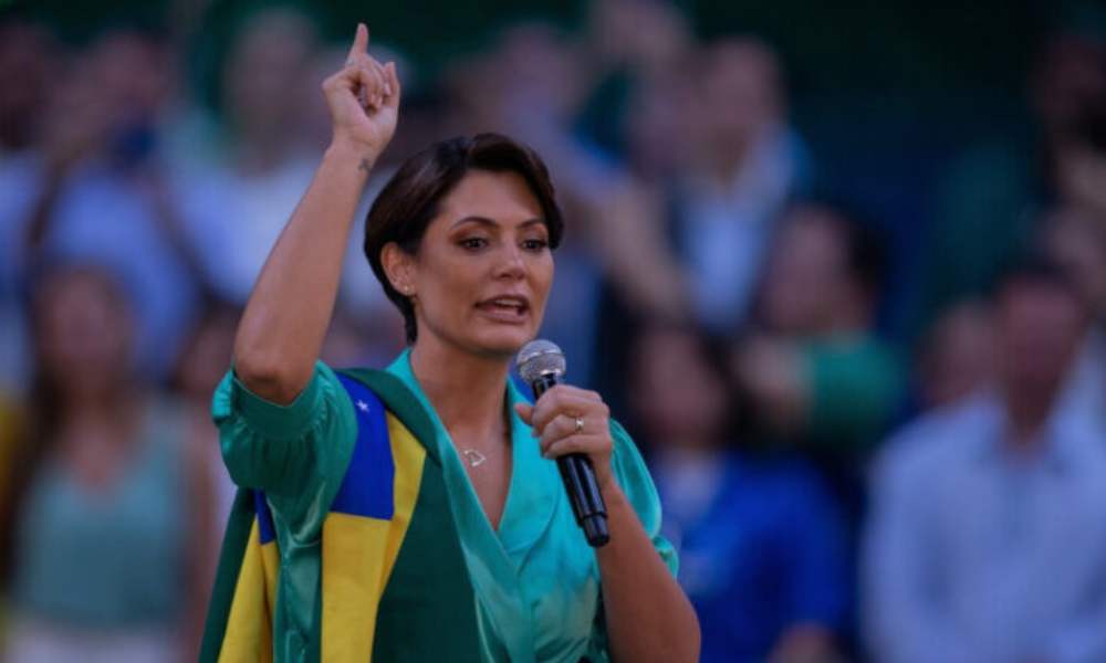 Michelle Bolsonaro dice que el comunismo perseguirá a los cristianos en Brasil