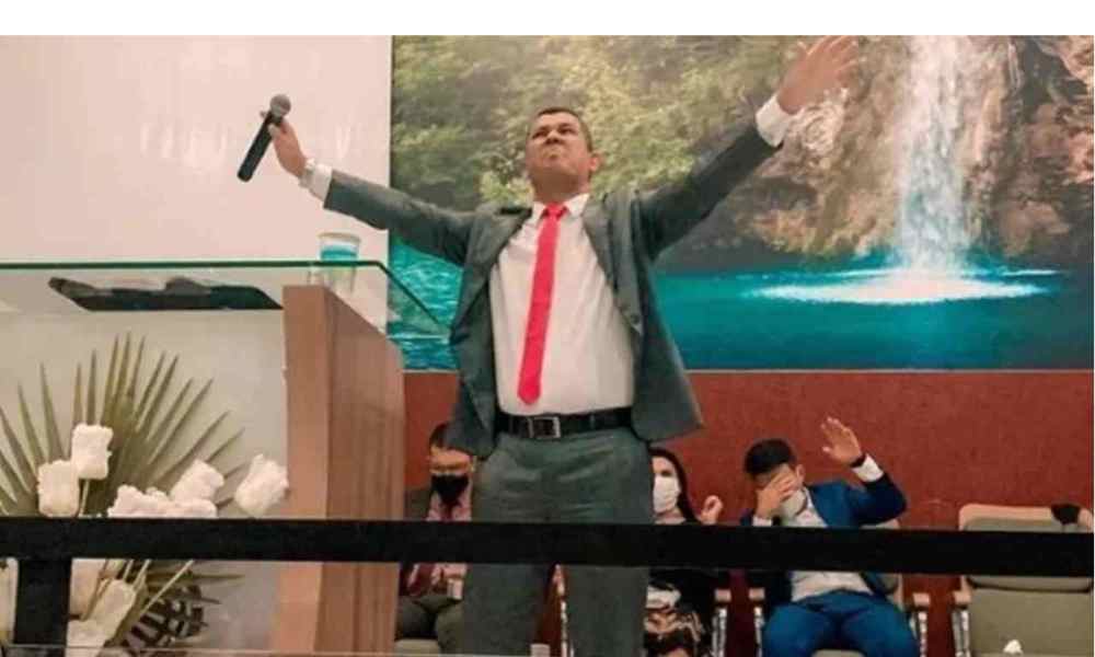 Pastor dice en prédica que demonios invadirán Brasil si gana Lula
