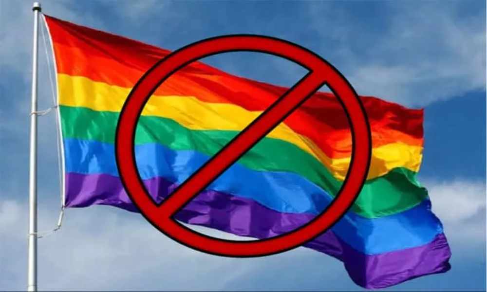 Wisconsin: Junta escolar vota para prohibir el uso de bandera LGBT
