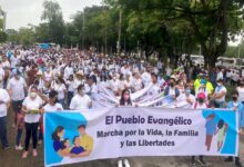 Mexico: 15 mil voces claman por la vida, la familia y las libertades