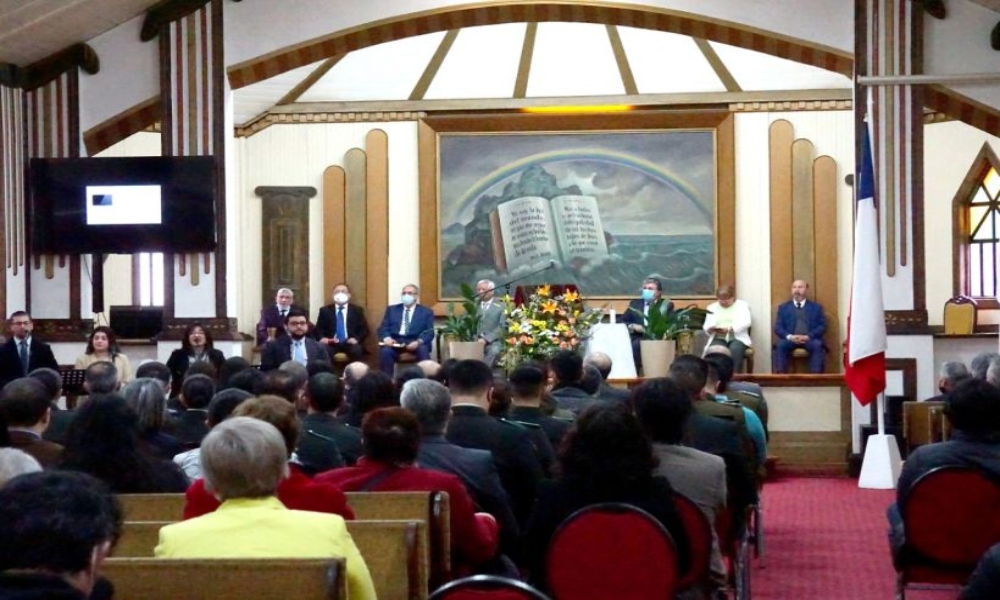Iglesias evangélicas de Valdivia oraron por el futuro de Chile