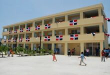 Marchan para exigir lectura de la Biblia en escuelas de República Dominicana