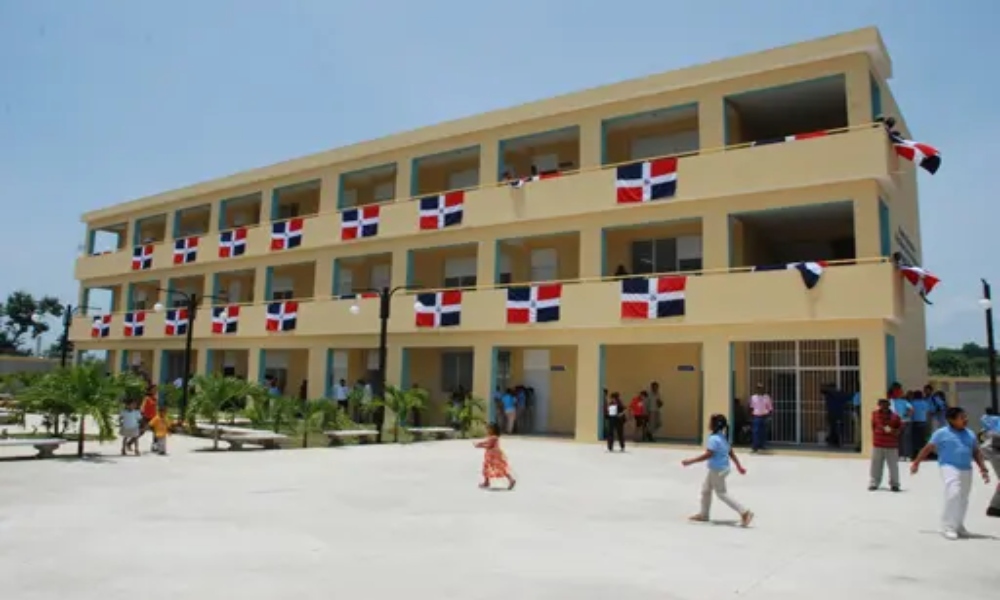 Marchan para exigir lectura de la Biblia en escuelas de República Dominicana