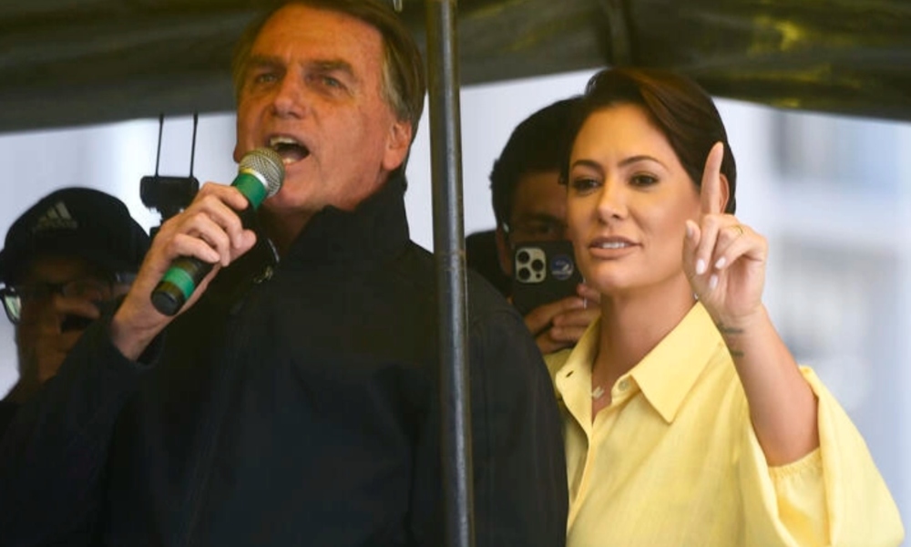 Primera dama de Brasil promueve un mes de ayuno por Bolsonaro