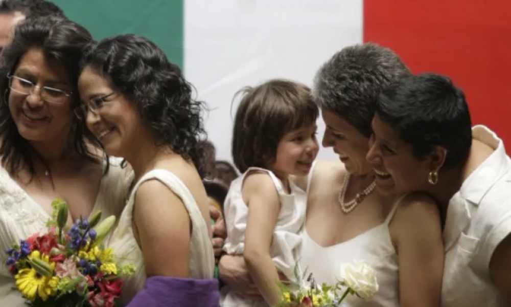 El matrimonio igualitario ahora es legal en todo México