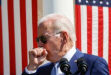 Biden admite que “podría caer muerto mañana”