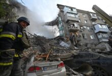 Dos mujeres mueren en ataque con misiles rusos en Zaporiyia Ucrania