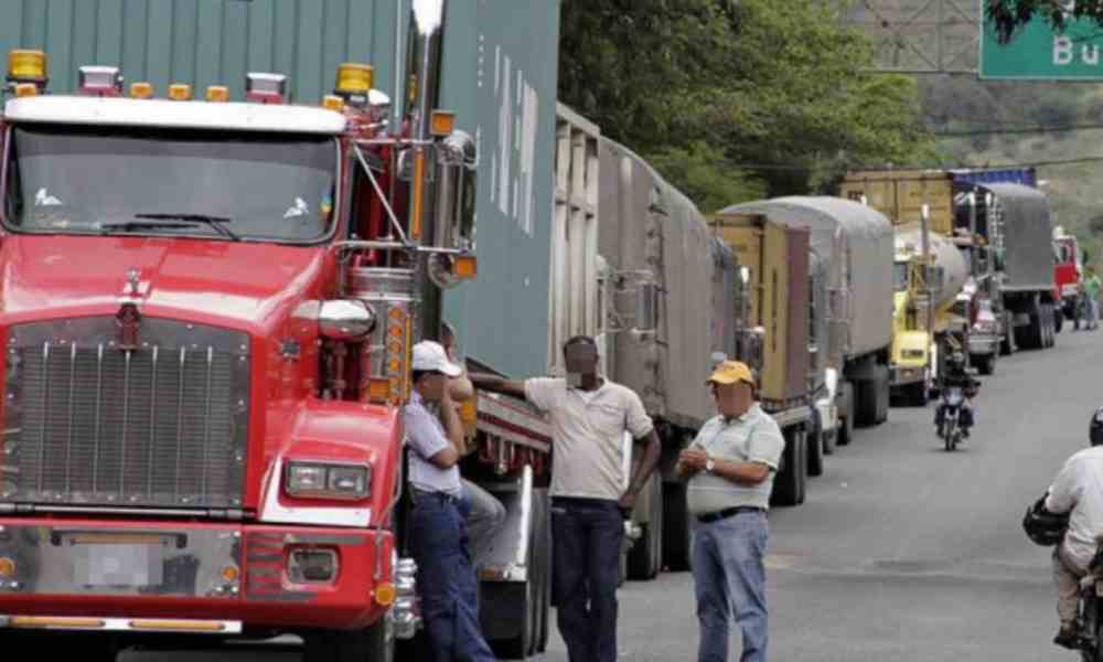 Gobierno de Colombia aseguró que el precio del diesel no subirá hasta junio de 2023