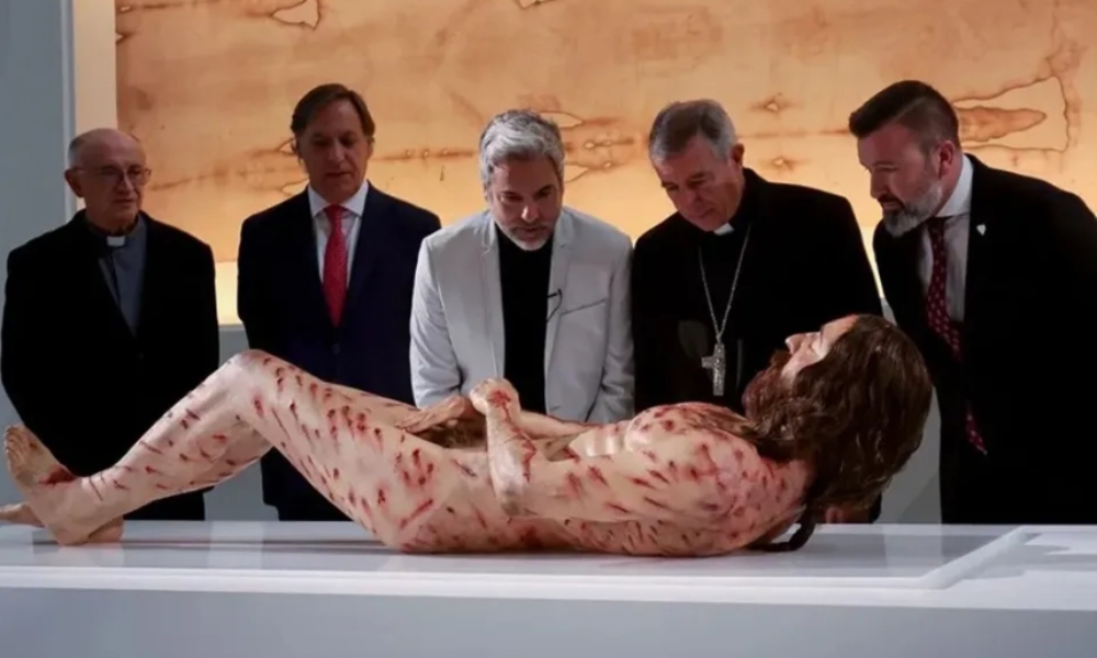 Muestran en España cuerpo “hiperrealista” de Cristo crucificado sacado del Sudario de Turín