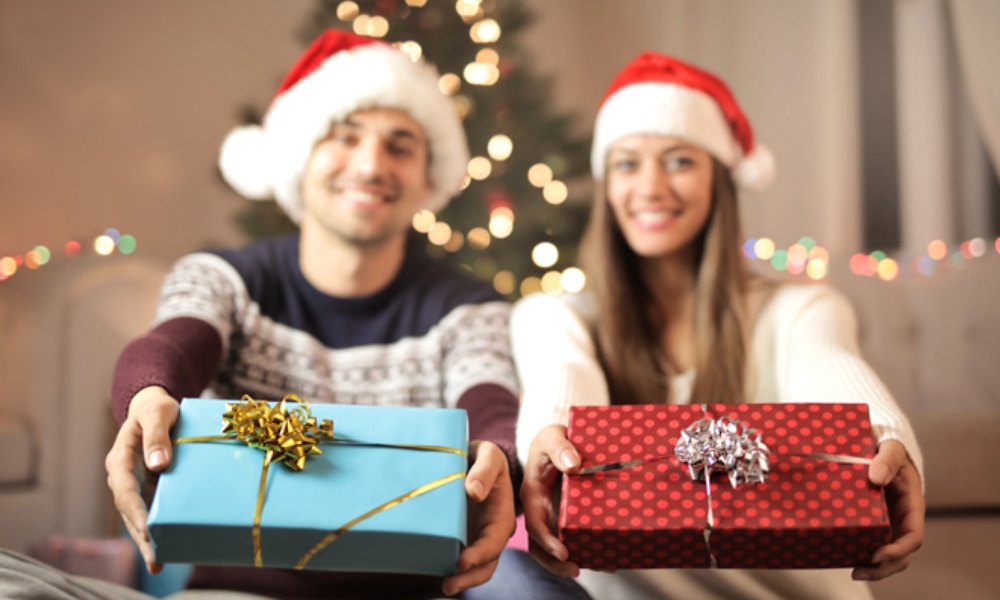 ¿Debemos dar regalos en Navidad?