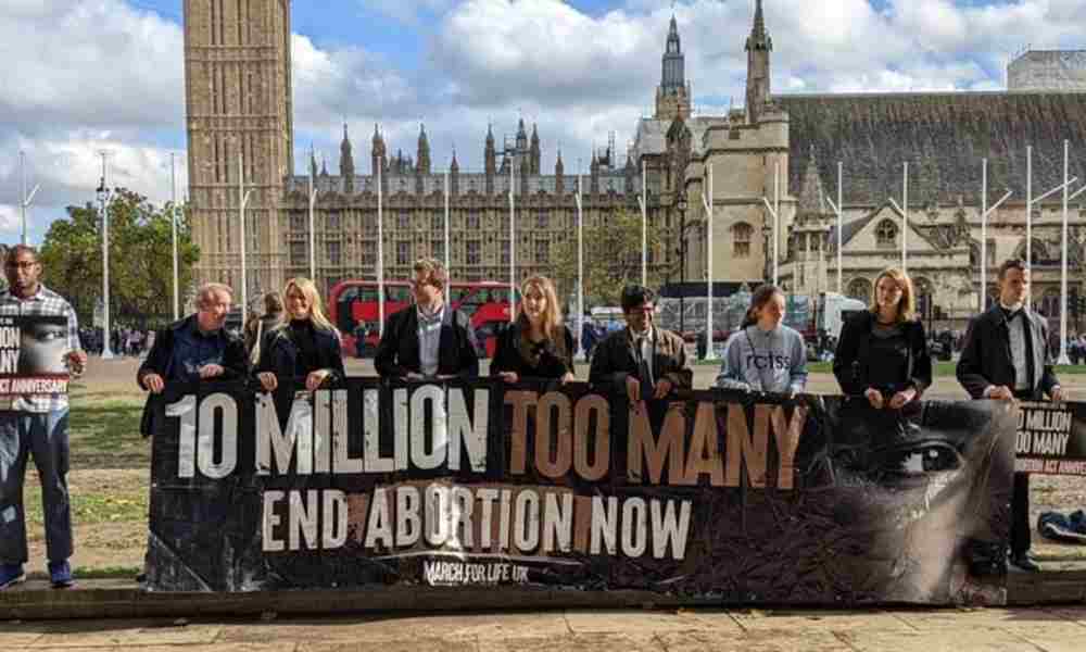 Reino Unido ha tenido más de 10 millones de abortos en 55 años
