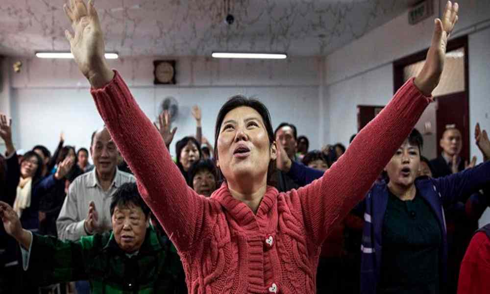 Ciudadana china evangeliza a mujeres que huyen de Corea del Norte