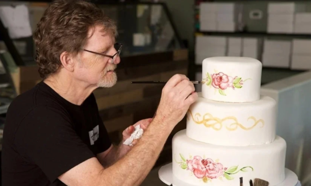 Panadero cristiano es acusado de homofobia por negarse a hacer pastel gay