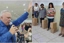 Pastor inicia el año repartiendo 3.000 canastas básicas de alimentos