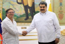 Gustavo Petro y Maduro mantienen una “reunión extraordinaria” en Caracas