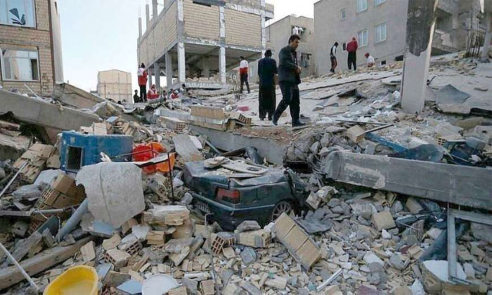Terremoto en Irán deja 973 personas heridas y 3 fallecidos