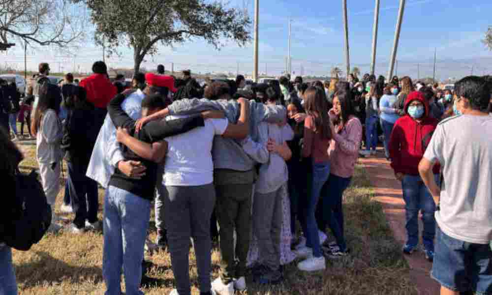Jóvenes predican para provocar un avivamiento en las escuelas secundarias de Texas