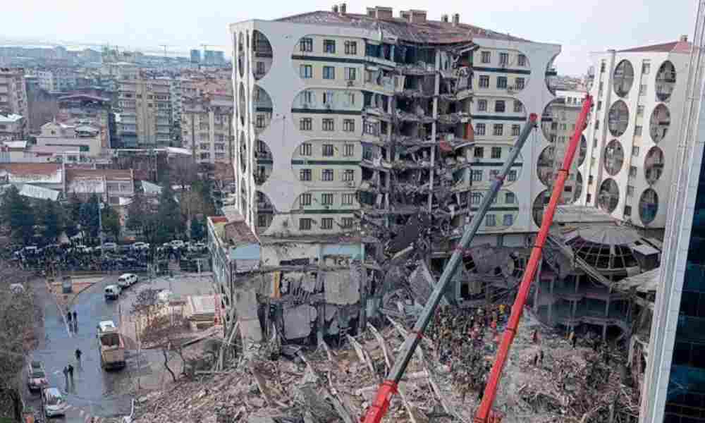 Noticia de Última Hora: Gran terremoto golpea Turquía y Siria dejando decenas de muertos
